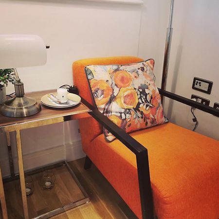 Homestay Room With Stunning Thames River View London Exterior photo